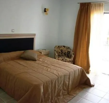 Hotell Enalion Suites 3*