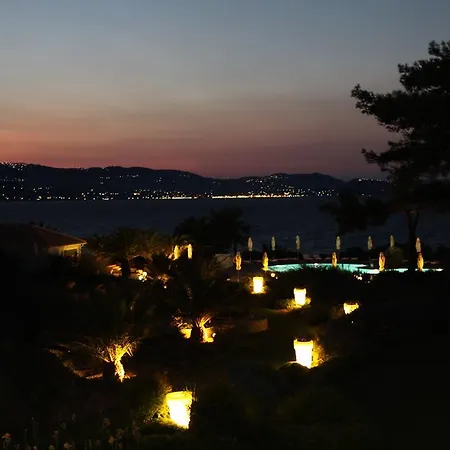 Enalion Suites לאסי