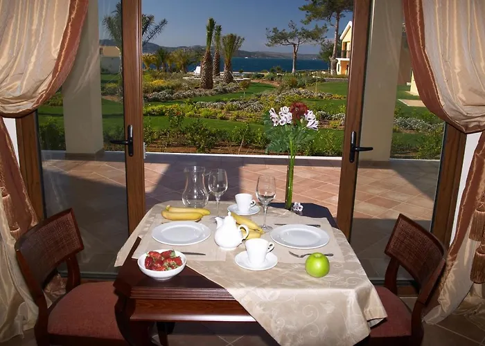 Enalion Suites Отель Ласси