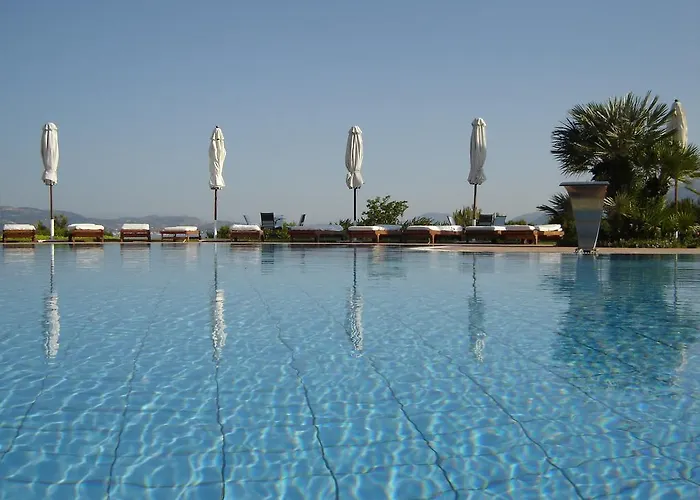 Enalion Suites Отель Ласси