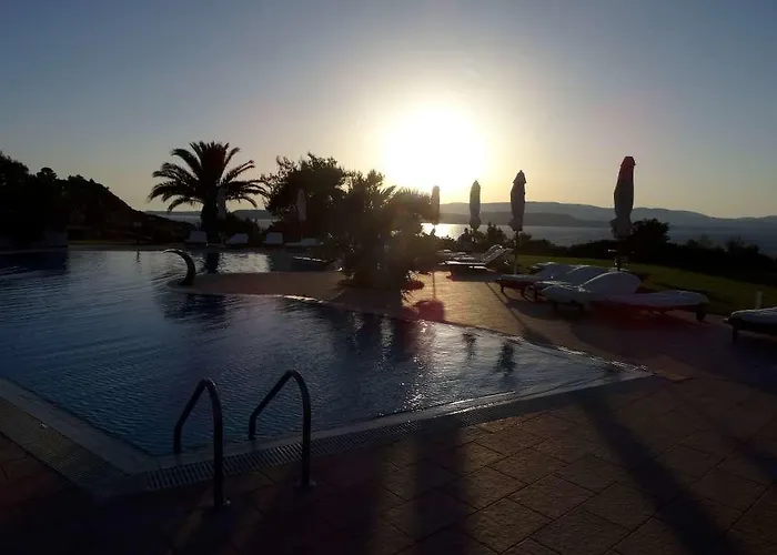 Отель Enalion Suites